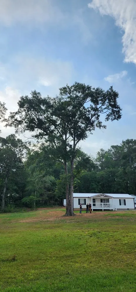 Local garden landscaping in Hampton, GA by Scotts Stump & Lawn Service