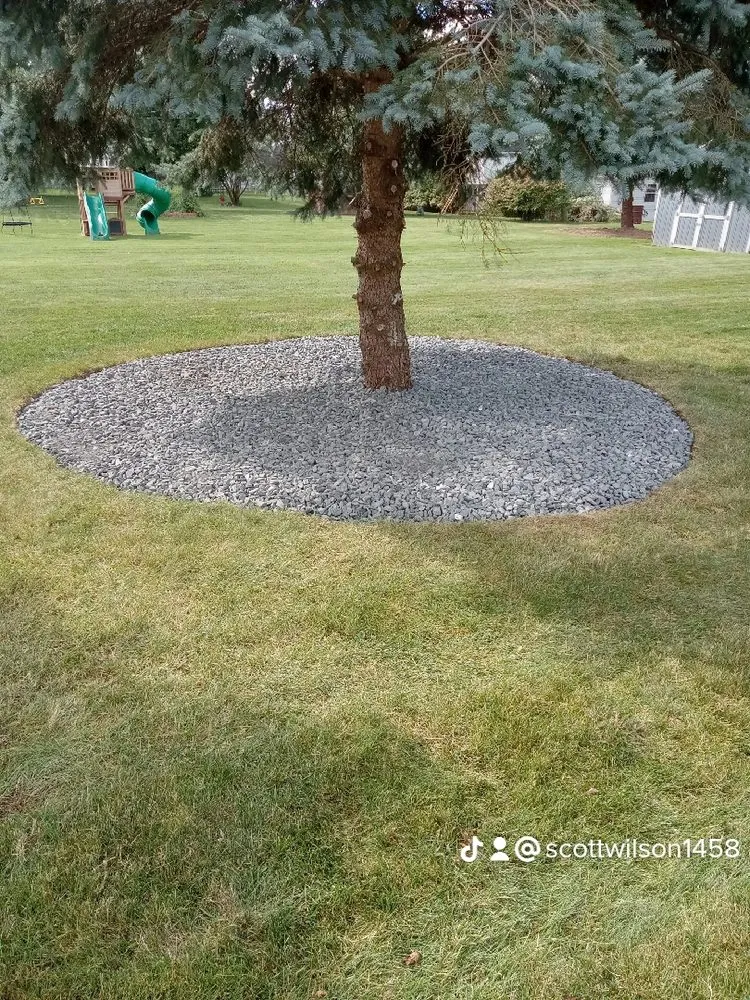 Top-rated garden landscaping in Kenton, OH by Scotts Turf Pro Property Management