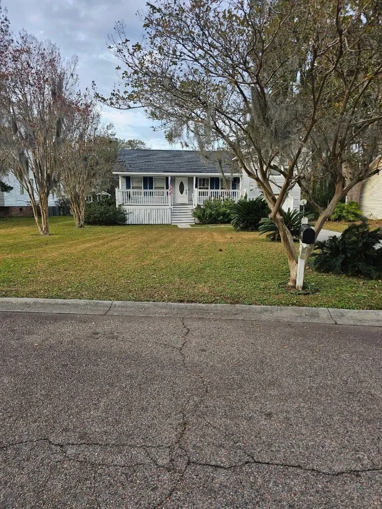 Trusted residential landscaping for beautiful yards across Brunswick, GA - Scotty Quick Services & Mobile