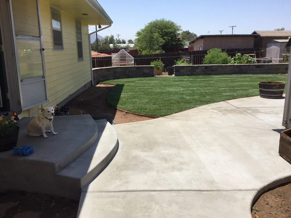 Custom yard maintenance in Ramona, CA - Scotty's Plantscapes