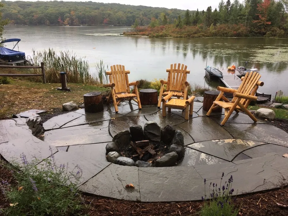 Professional garden landscaping experts serving Dingmans Ferry, PA - Screamin’ Junipers