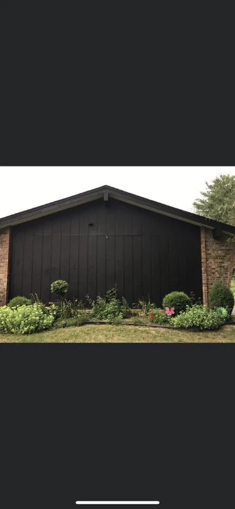 Custom garden landscaping for homes across Rockford, IL - Screw City Service