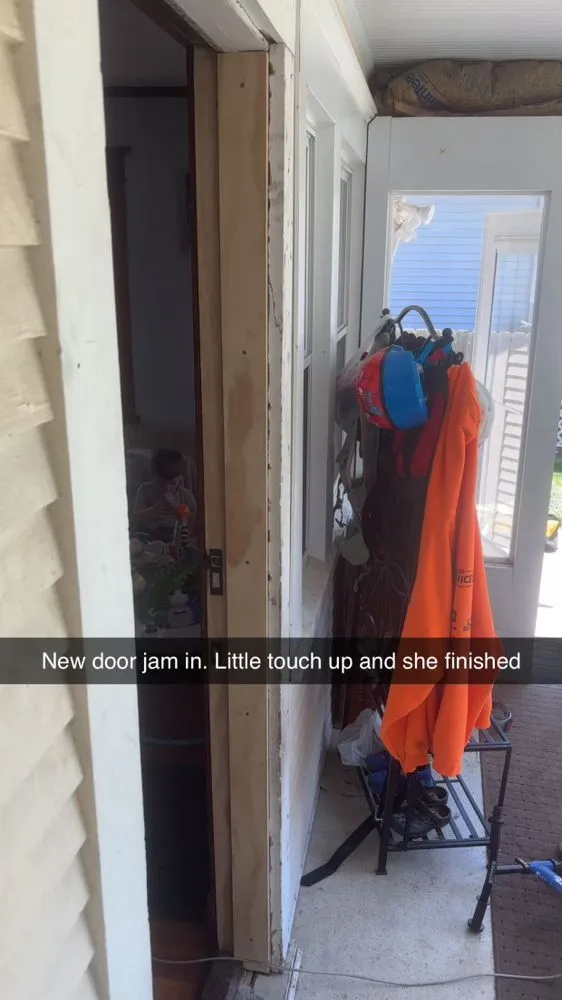 Custom garden landscaping in Cedar Rapids, IA by Screw Loose