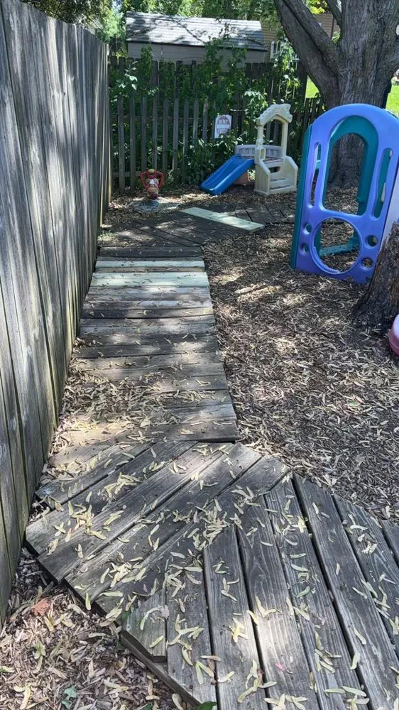 Reliable landscape design experts serving Cedar Rapids, IA - Screw Loose