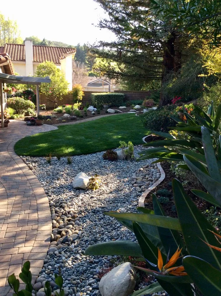 Reliable yard maintenance for beautiful yards across Simi Valley, CA - Sculptured Gardens Alive
