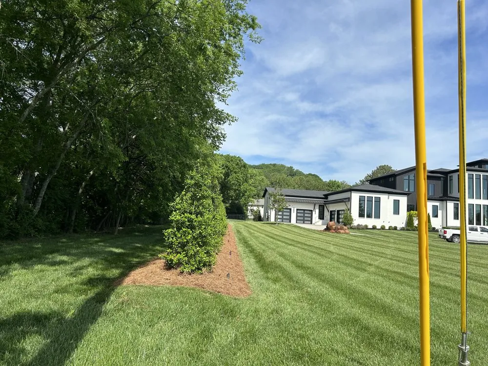 Trusted lawn mowing service in Nashville, TN by S&D Landscape