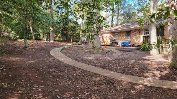 S&D Lawn & Landscape Logo