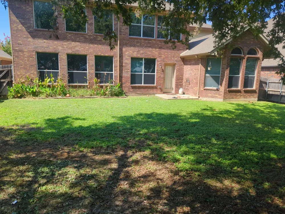 Trusted yard maintenance in Arlington, TX - SD Lawn Care