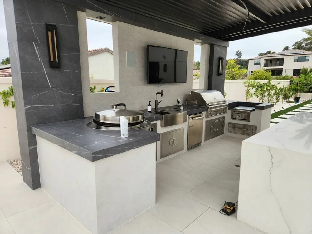 Custom residential landscaping for year-round maintenance across Vista, CA - SD Outdoor Scapes