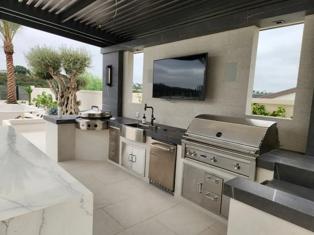 Local lawn care service experts serving Vista, CA - SD Outdoor Scapes