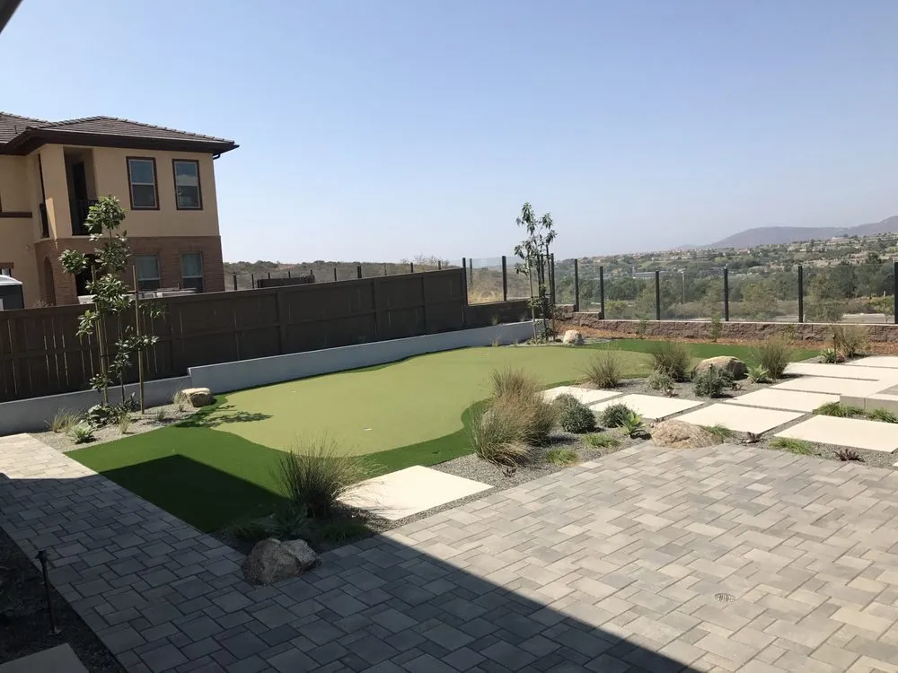 Custom yard maintenance in Vista, CA - SD Outdoor Scapes