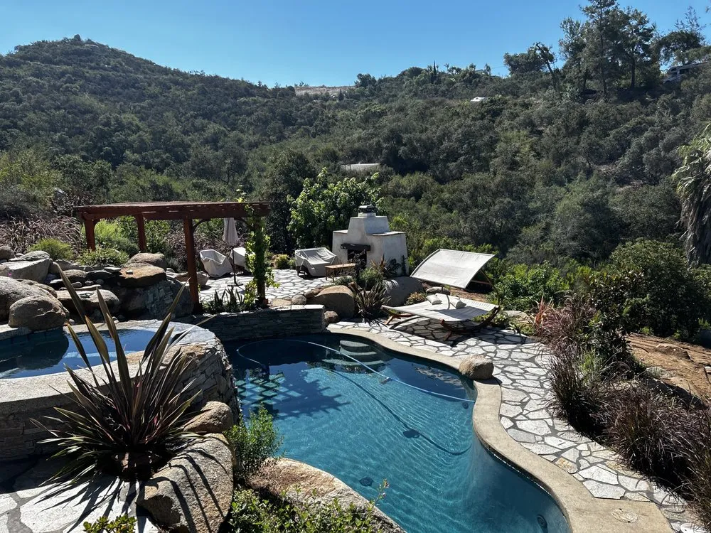 Local residential landscaping experts serving Vista, CA - SD Outdoor Scapes