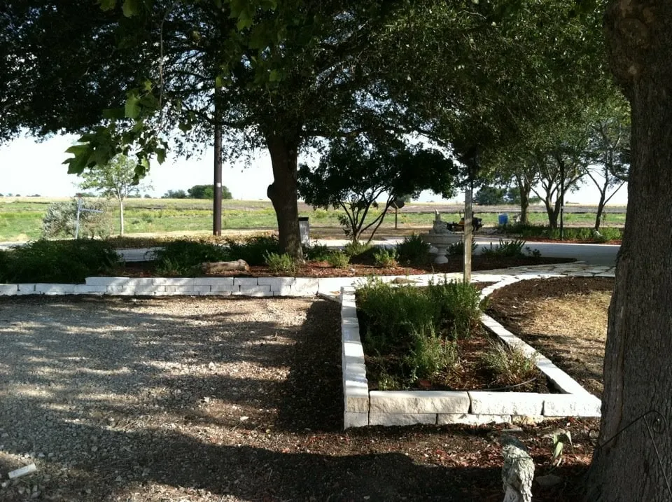 Expert outdoor landscaping in Hutto, TX by S&D Outdoor Services