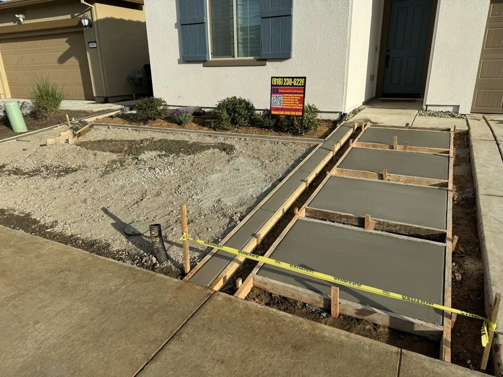 Professional lawn mowing service experts serving Sacramento, CA - SD Professional Landscaping service