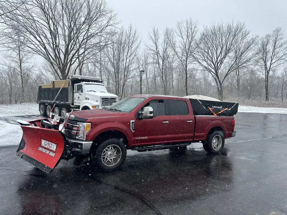 Custom garden landscaping in Greenfield, WI - SDL Landscaping