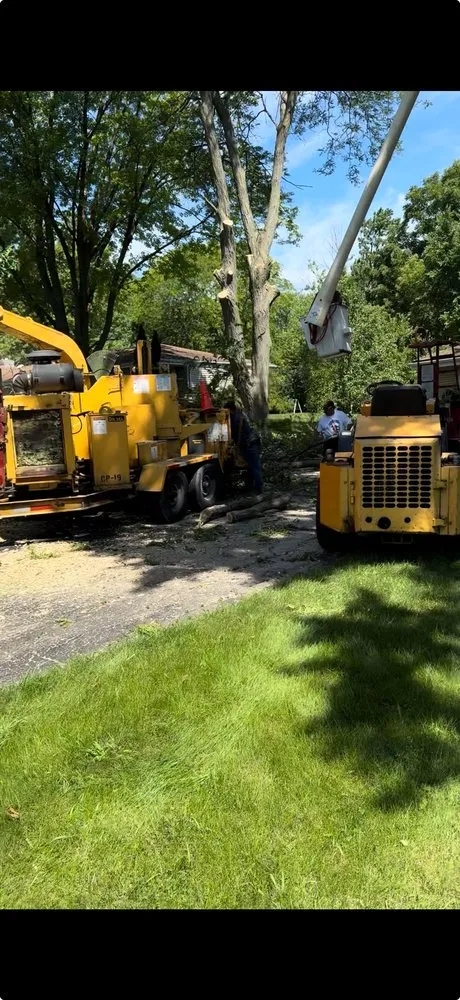 Reliable garden landscaping with custom design in Greenfield, WI by SDL Landscaping