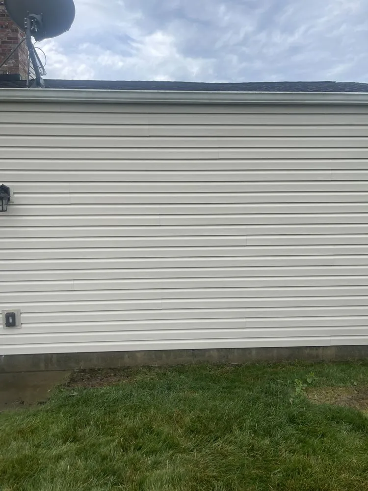 Top-rated yard cleanup service with custom design in Dayton, OH by SDM Lawn Services