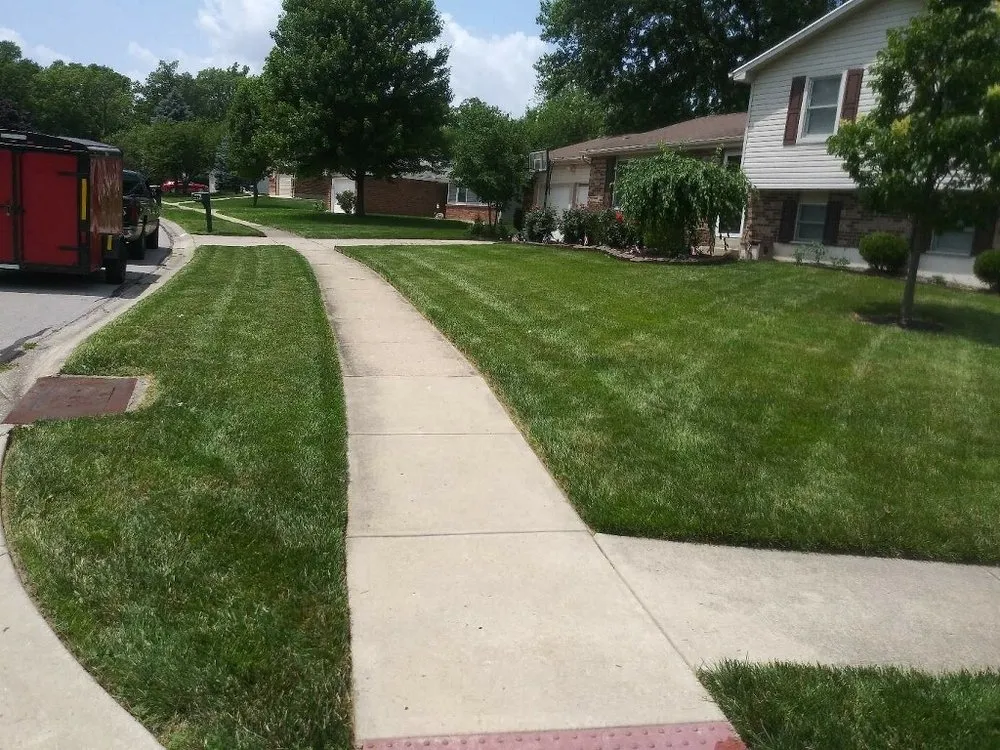 Expert lawn care service experts serving Dayton, OH - SDM Lawn Services