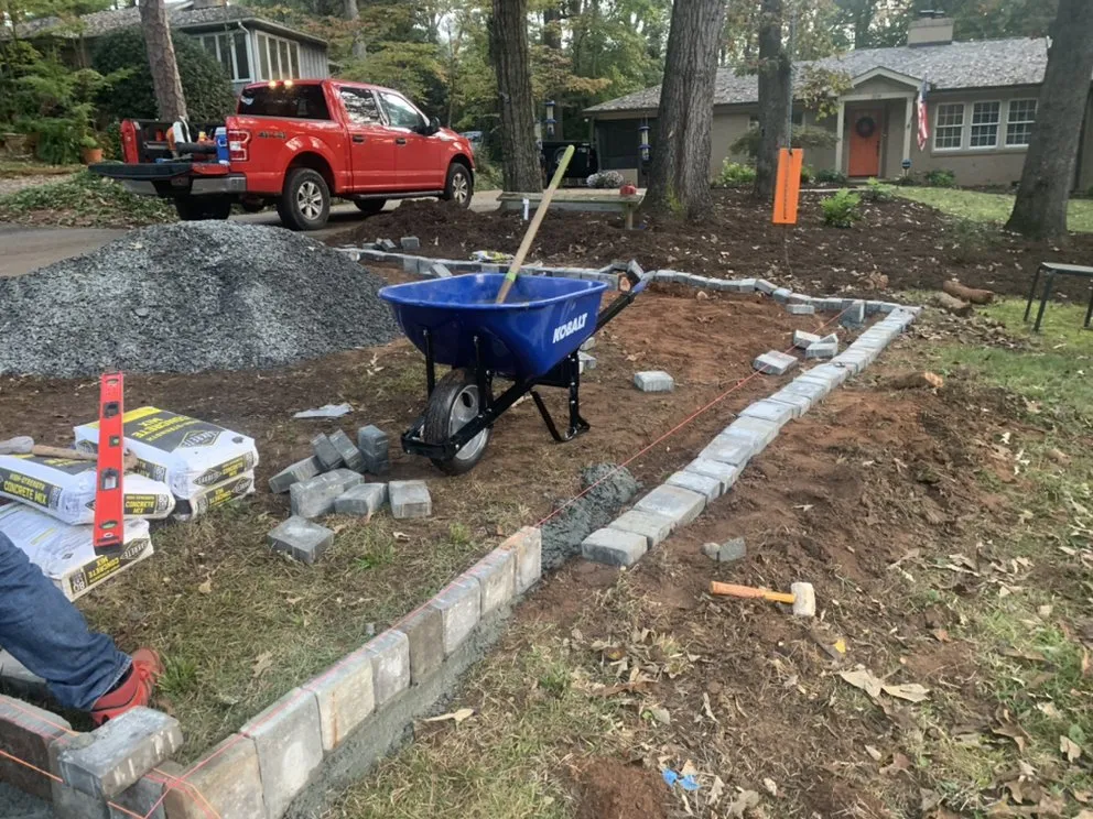 Expert garden landscaping for beautiful yards in Walhalla, SC by S&E Flores Landscaping