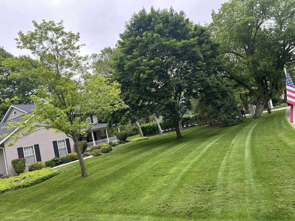 Trusted landscape design for beautiful yards in Wyandotte, MI by S&E Landscaping Excavation