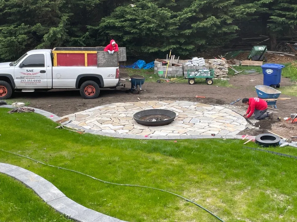 Professional residential landscaping experts serving Lakewood, WA - S&E Landscaping Services