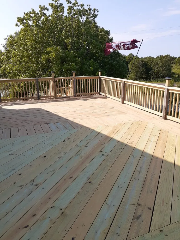 Reliable landscaping services for beautiful yards across Dayton, TX - SE Services