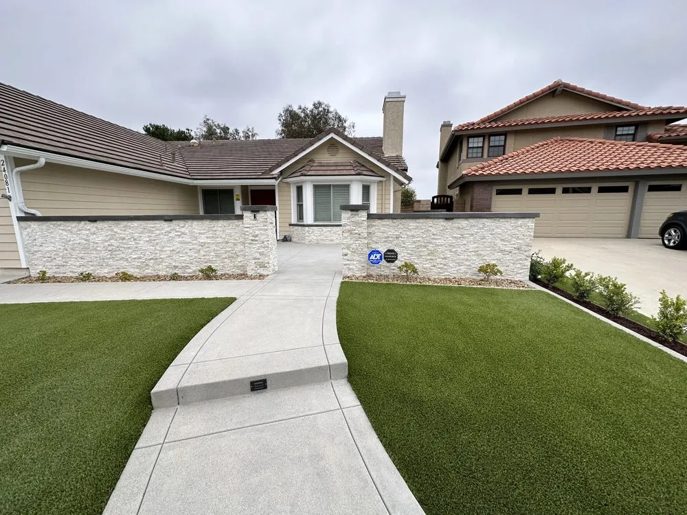 Top-rated lawn care service experts serving Orange, CA - Sea Breeze Landscaping Construction