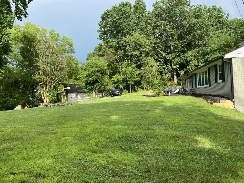 Local lawn care service experts serving Cleveland, GA - Seabolt’s Lawn Care