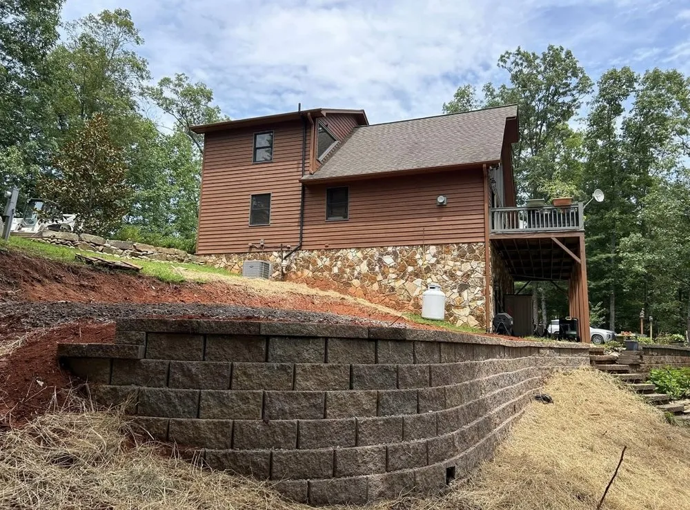 Custom landscape installation for beautiful yards across Murphy, NC - Seabolts Services