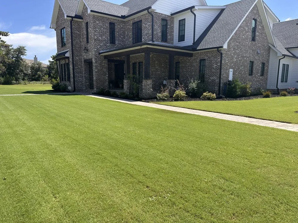 Trusted outdoor landscaping experts serving Navarre, FL - Seabreeze Property Service