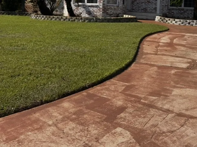 Top-rated landscape installation experts serving Navarre, FL - Seabreeze Property Service