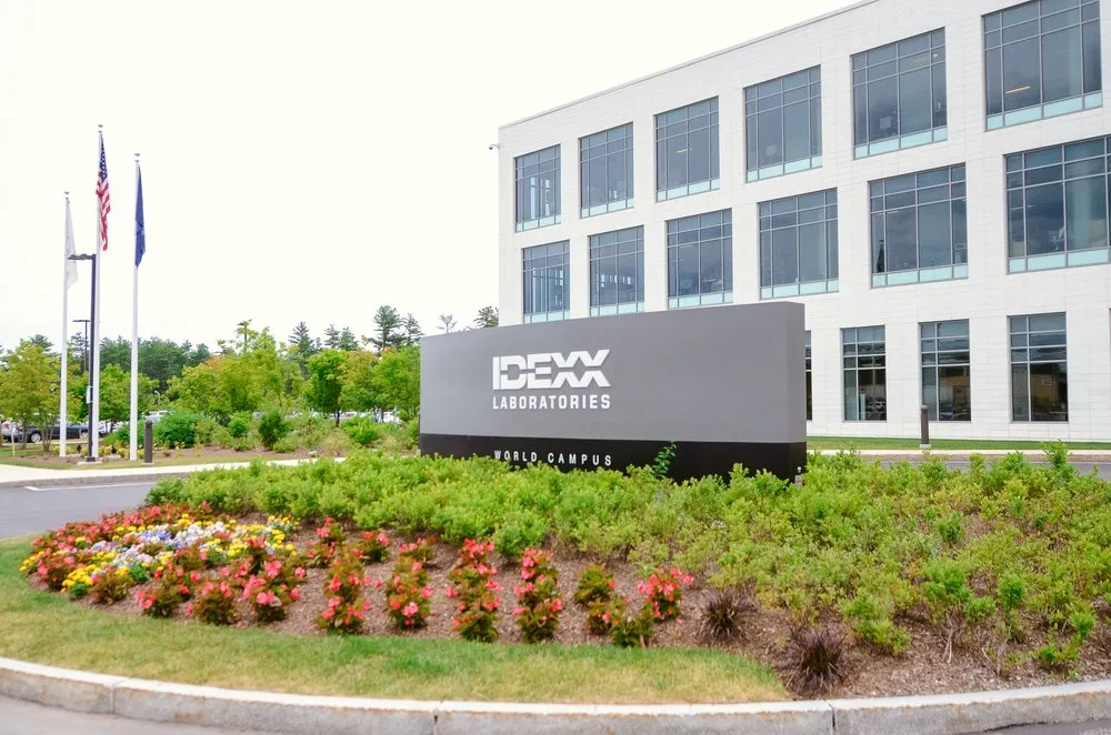 Local garden landscaping for year-round maintenance in Portland, ME by Seabreeze Property Services