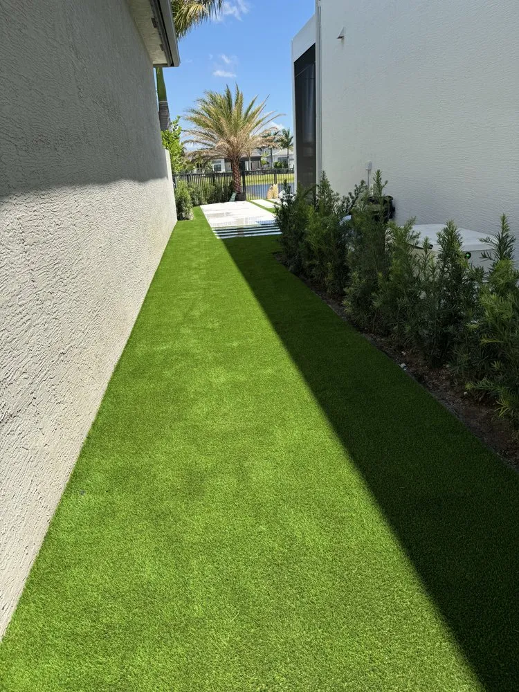 Custom landscape installation experts serving Lake Worth, FL - Seacoast Artificial Turf & Landscape