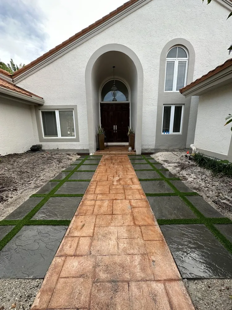 Affordable lawn care service in Lake Worth, FL - Seacoast Artificial Turf & Landscape