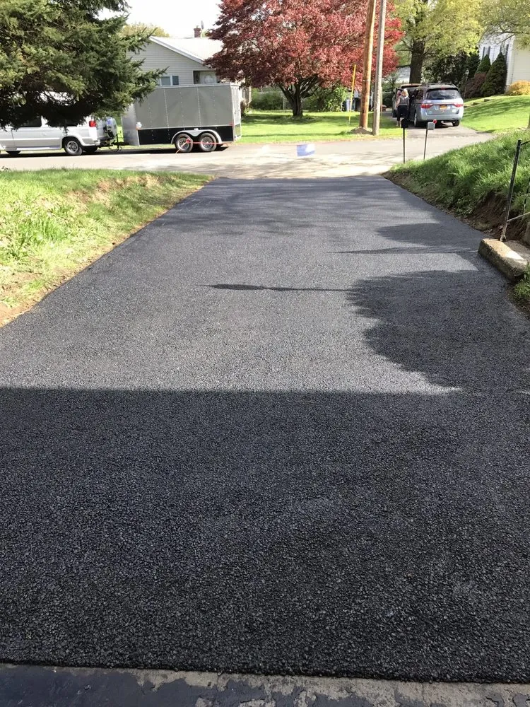 Top-rated yard maintenance for residential properties in Walden, NY by Seal King Paving