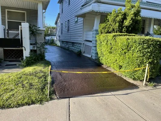 Seal The Deal Property Management Logo