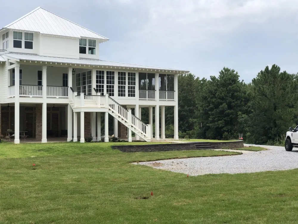 Expert yard cleanup service experts serving Gulfport, MS - Seal Tree And Stump Removal