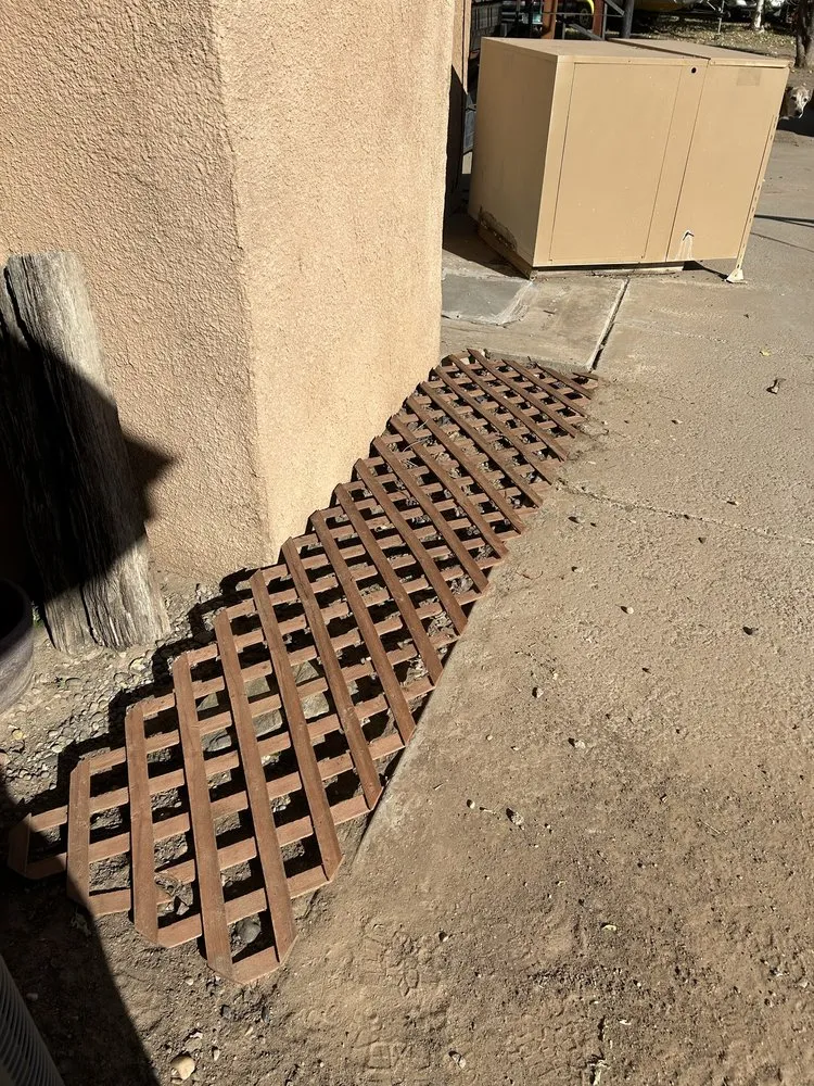 Top-rated landscape installation in Los Lunas, NM by Seale Landscaping