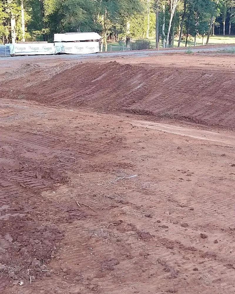 Reliable lawn mowing service in Marietta, GA - Seans Bobcat Service