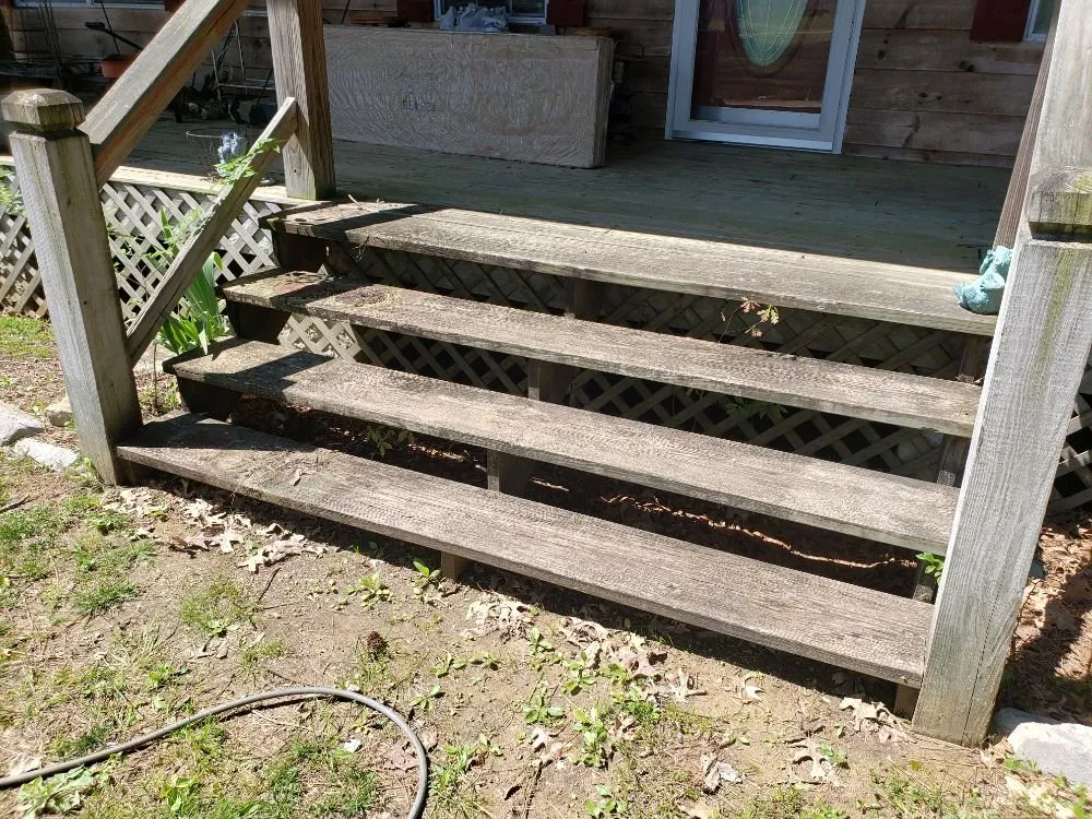 Local lawn mowing service near you in Cleveland, TN by Sean's Lawns