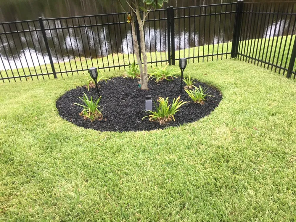 Custom yard maintenance in Jacksonville Beach, FL - Seans Lawns