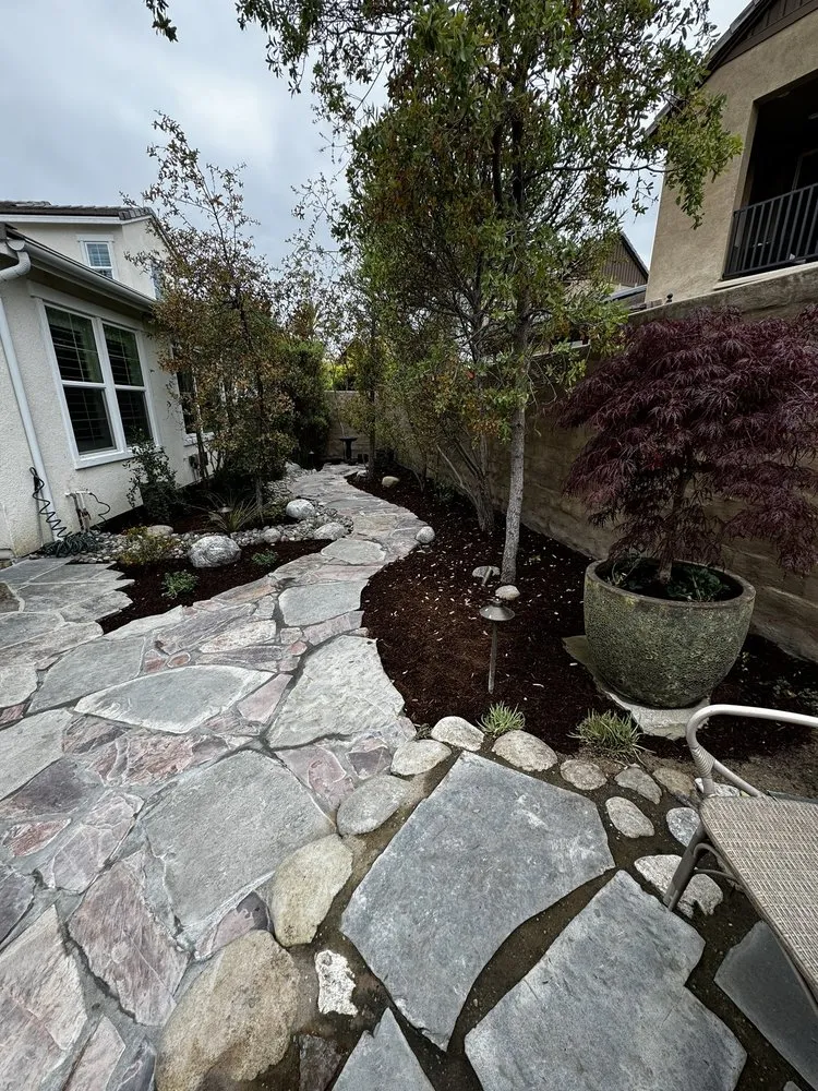 Professional lawn mowing service in San Clemente, CA by Sea’s Edge Landscaping