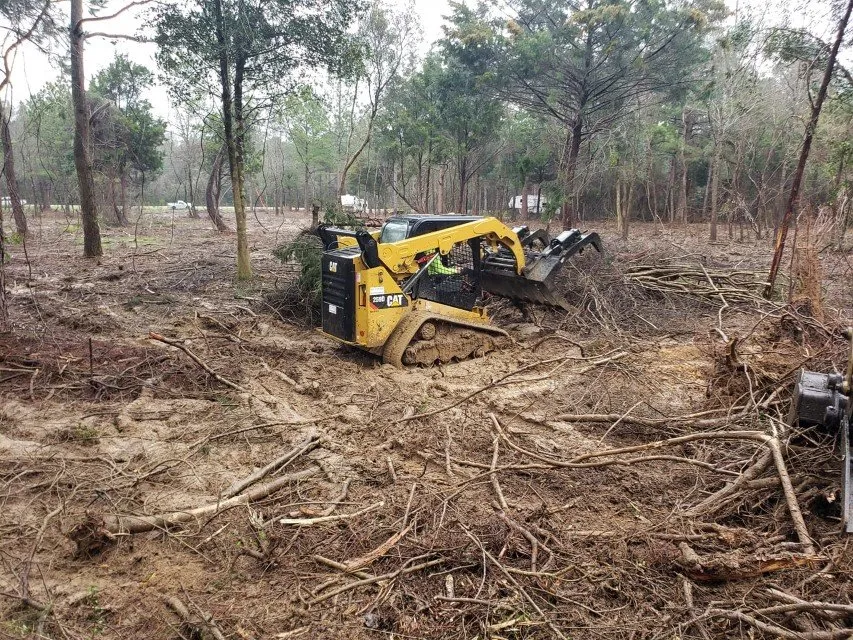 Trusted yard maintenance in Cantonment, FL - Seaside Grounds Maintenance