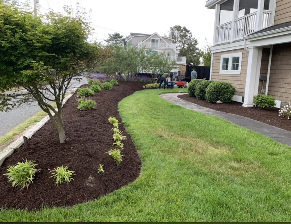 Top-rated lawn mowing service experts serving Rehoboth Beach, DE - Seaside Lawnscapes