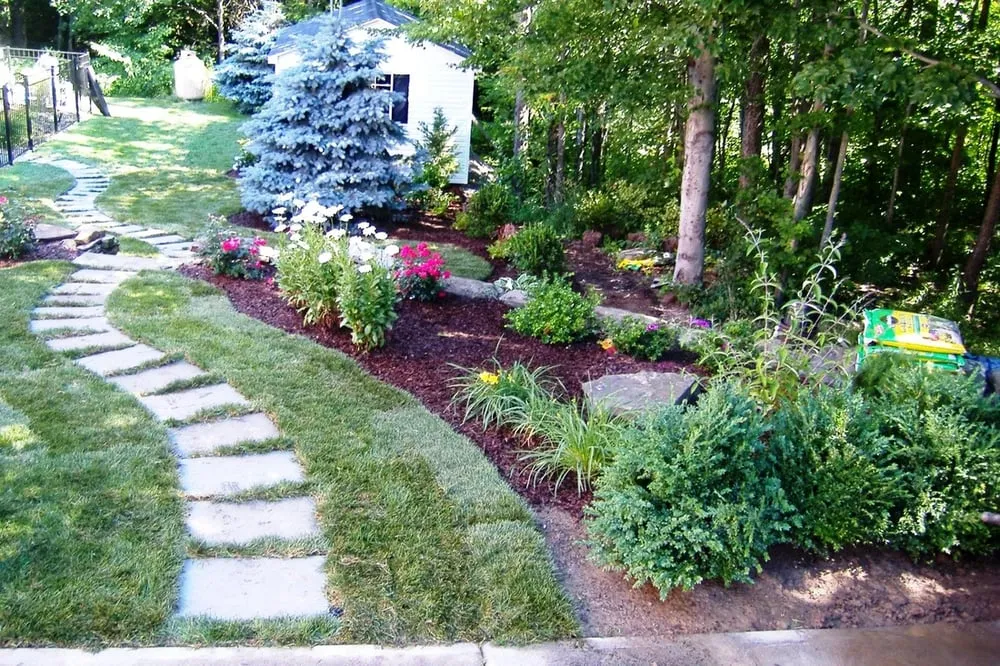 Custom garden landscaping in North Myrtle Beach, SC by Seaside Scapes