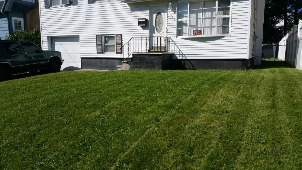 Affordable garden landscaping in Plainfield, NJ - Season By Season Lawn Care