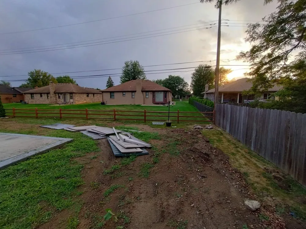 Affordable yard maintenance experts serving Dearborn Heights, MI - Season pros