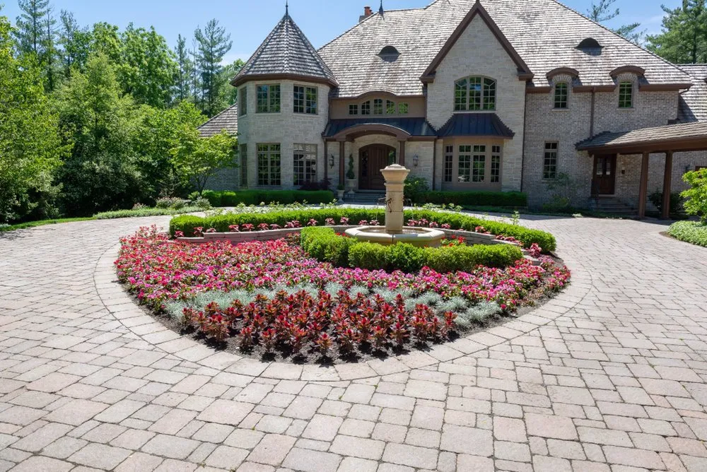 Professional yard cleanup service near you in South Elgin, IL by Seasonal Concepts