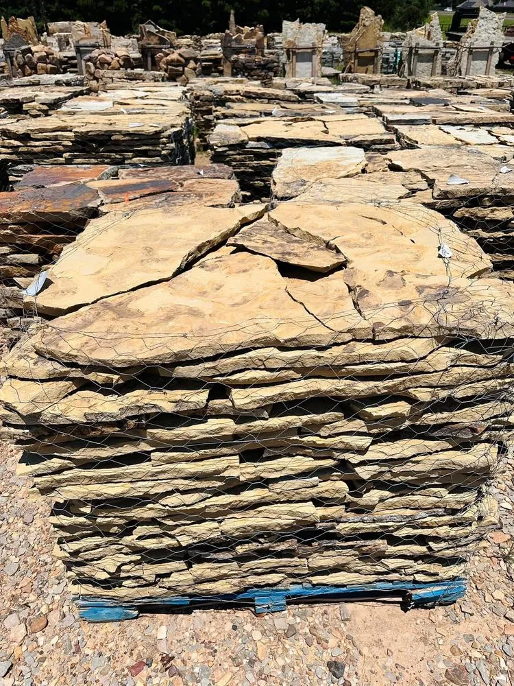 Reliable outdoor landscaping experts serving Longview, TX - Seasonal Landscaping