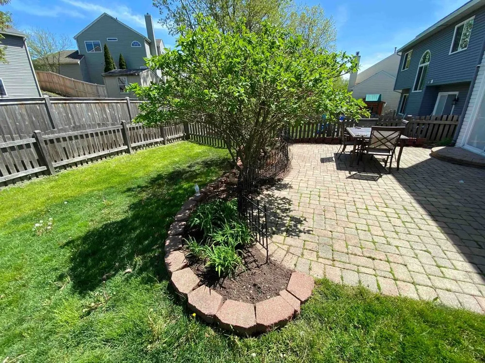 Local garden landscaping experts serving Lake Villa, IL - Seasonal Services